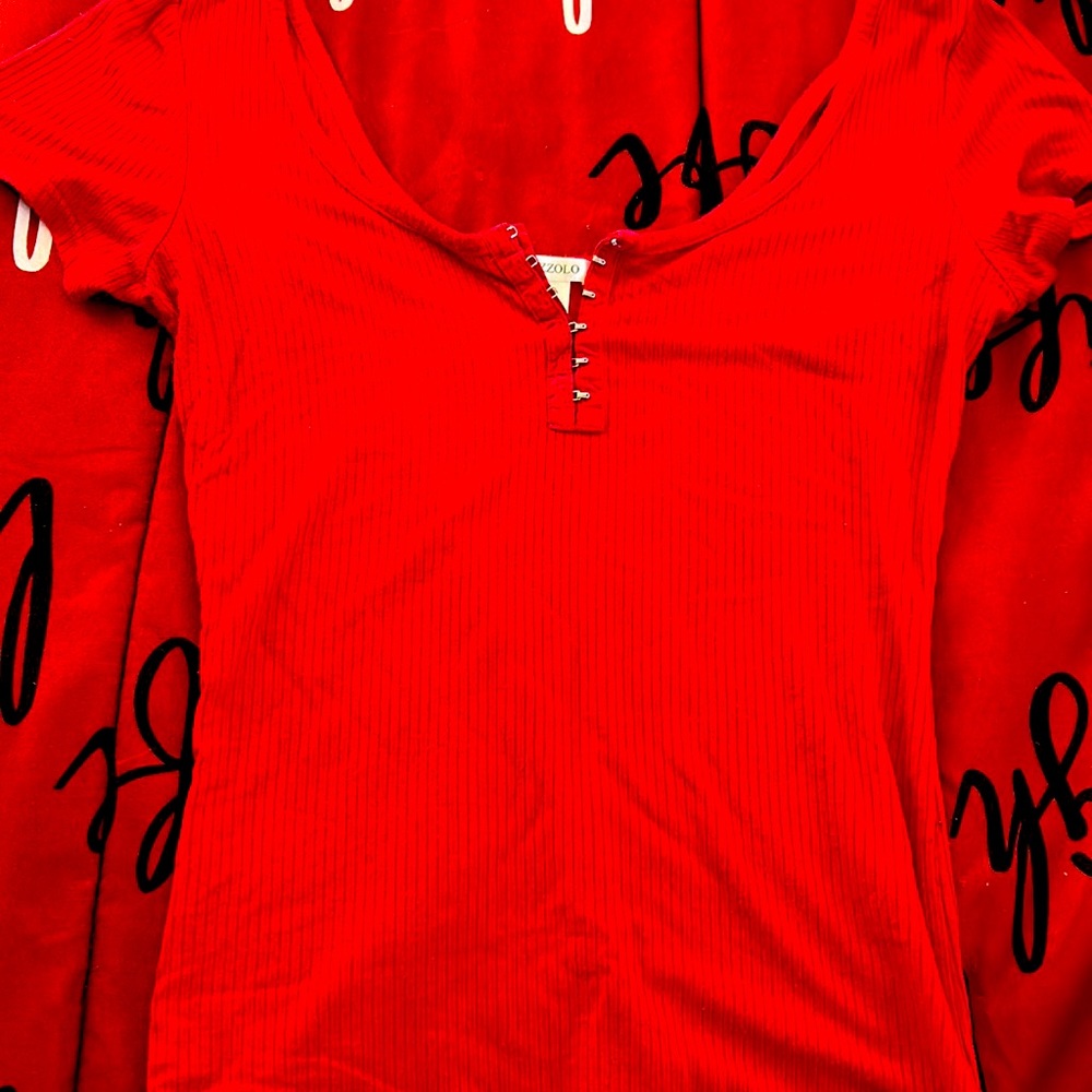 Bozzolo red clasp off the shoulder shirt